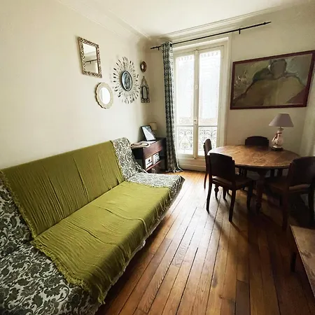 Flat In Montmartre/Abbesses Apartment Paris Exterior photo