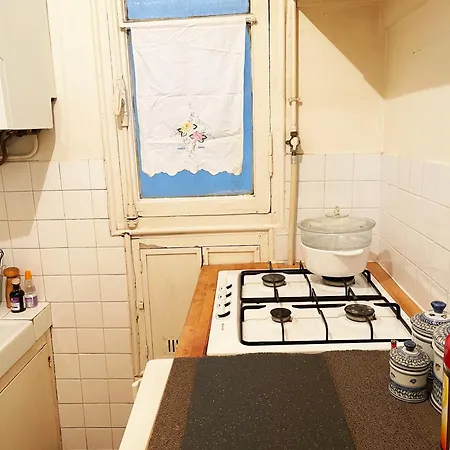 Flat In Montmartre/Abbesses Apartment Paris Exterior photo
